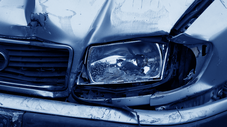 Image of a car accident that happened on an Atlanta Highway, hit and run, Issa Castro Law Firm.